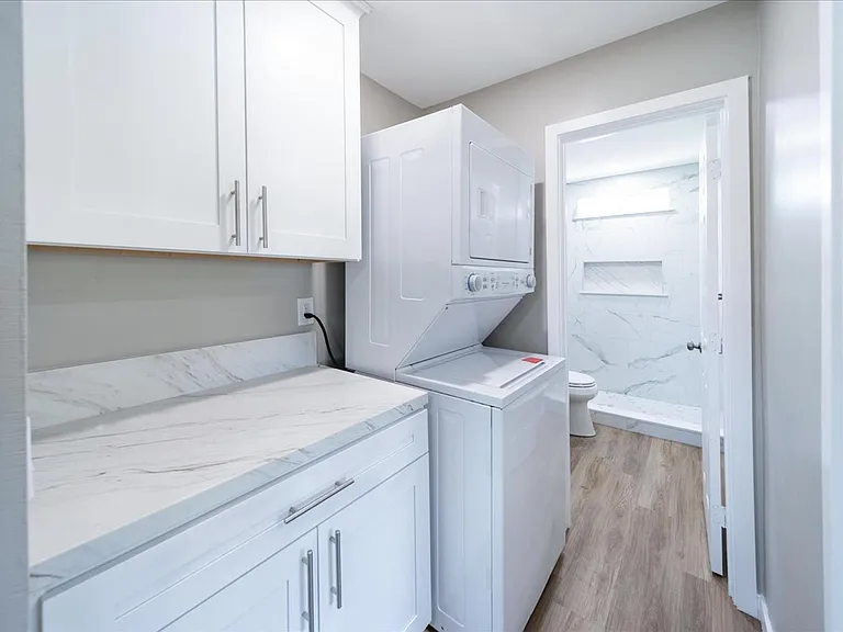 9335 Chimney Rock Ln #5B — Photo 15