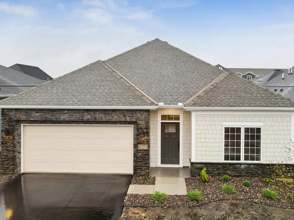 6757 Bellflower Dr, Excelsior, MN 55331