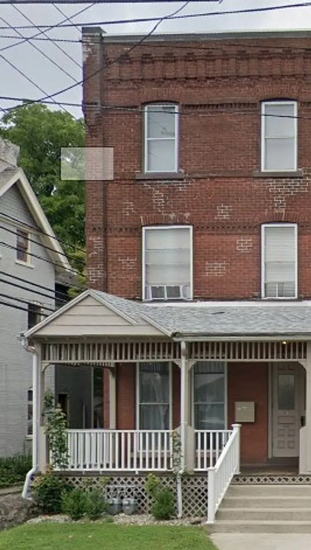 527-531 Linden St — Photo 1