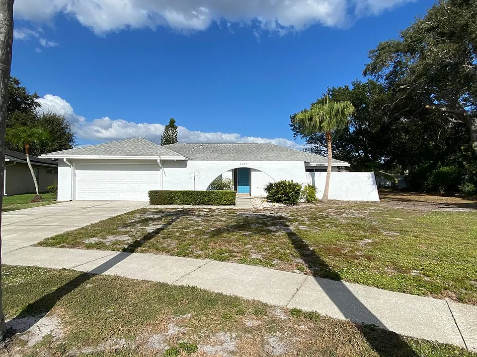 1429 Dogwood Dr