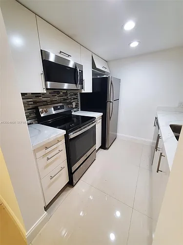 8100 Geneva Ct Photo 1