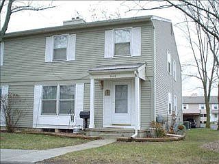 1st image of 9446 Parkwood Blvd