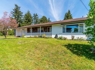 10814 142nd St, Surrey, BC V3R 3K9