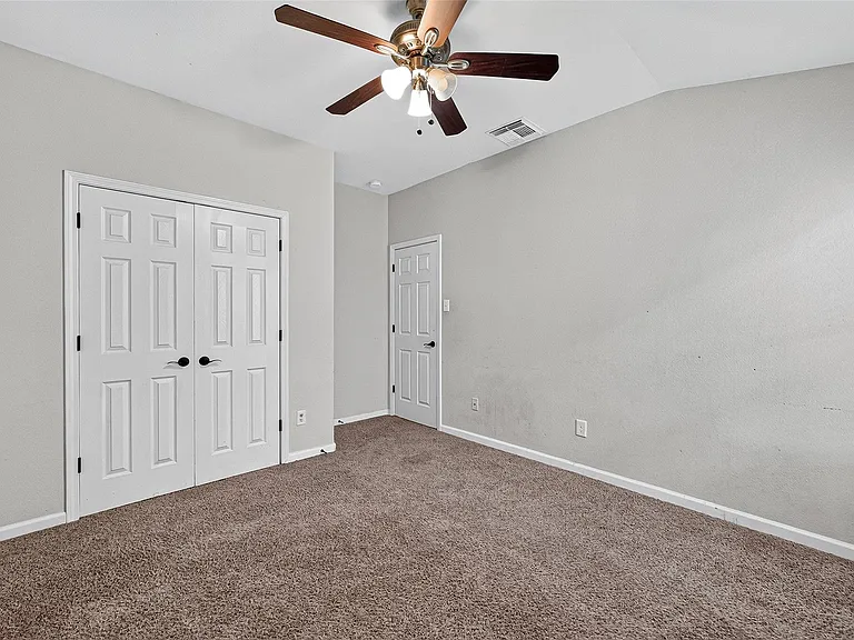 10907 Barker Gate Ct — Photo 27