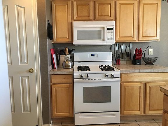 4th image of 10404 Butte Dr