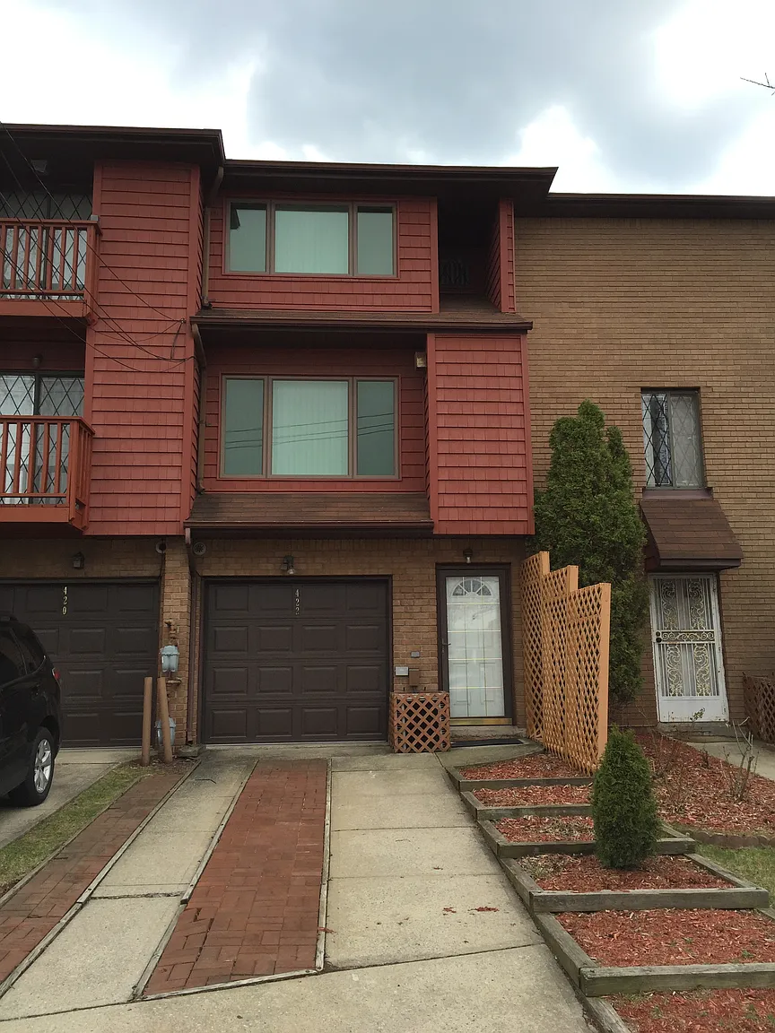 422 Hylan Blvd photo 1