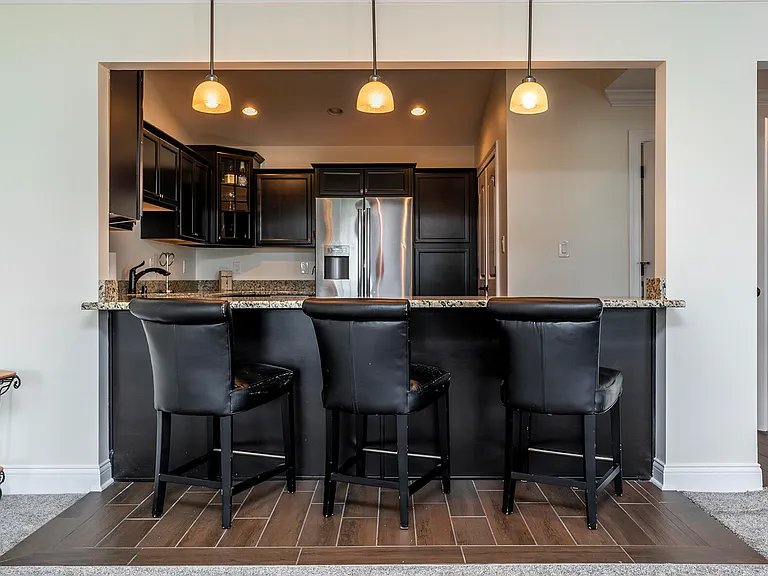 3336 Beacon St — Photo 19