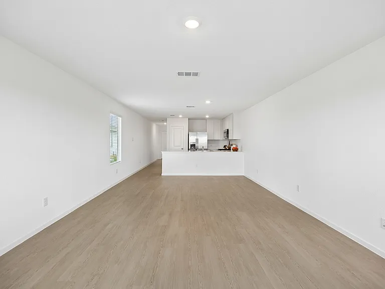 3112 Lynmar Ln — Photo 4