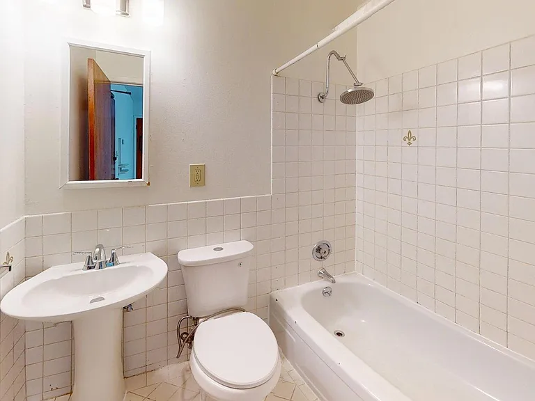 1241 20th Ave #2 — Photo 7