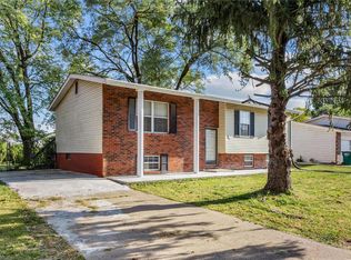 21 Fox Meadow Ln, Cahokia, IL 62206