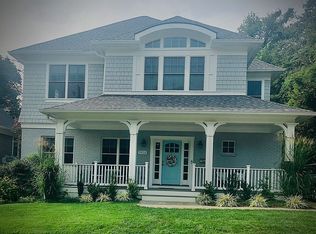 9916 Thornwood Rd, Kensington, MD 20895