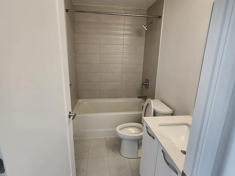 75 James St S #1802 — Photo 13