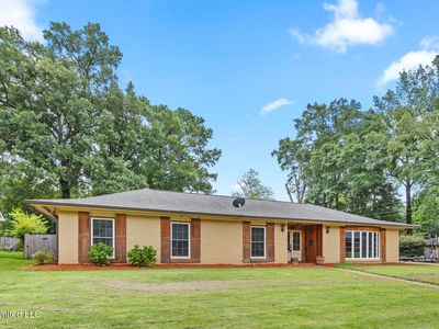 5525 Meadow Oaks Park Dr, Jackson, MS, 39211