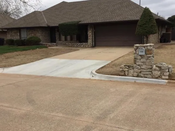 6305 NW 83rd St, Oklahoma City, OK 73132