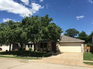 16500 Red River Ln, Justin, TX 76247