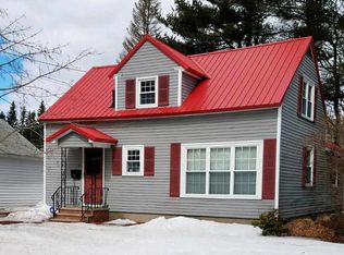 10 Crescent St, Laconia, NH 03246