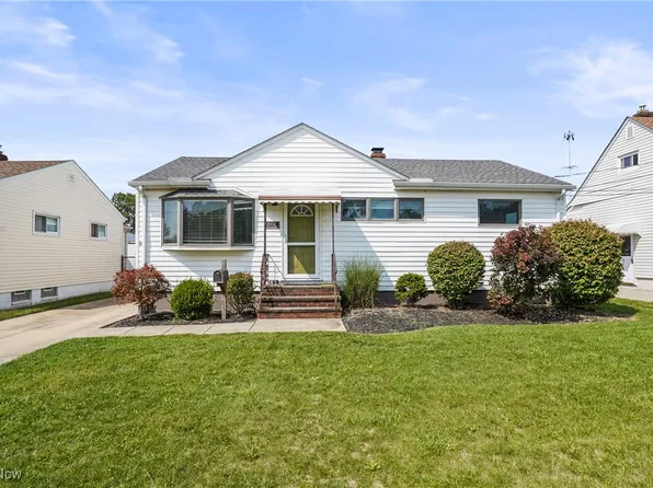 16228 Harrison Dr, Brookpark, OH 44142