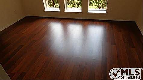 2nd image of 2851 Maydelle Ln