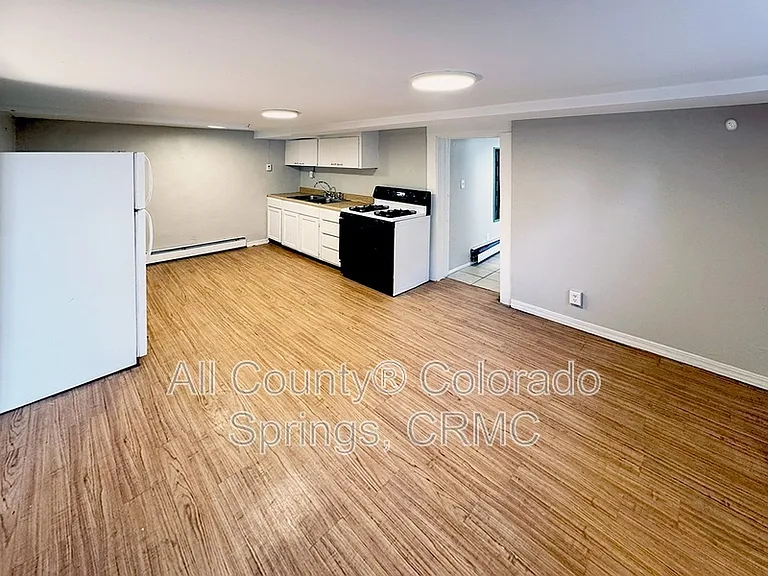 1632 W Kiowa St #5 — Photo 7