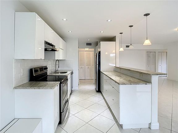 2nd image of 6342 Longboat Lane #404