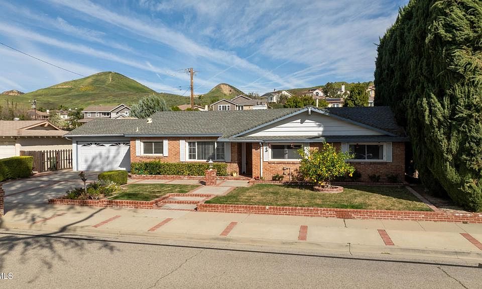 1st image of 4591 Hempstead St