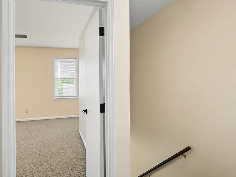 741 Ridgeview Dr — Photo 16