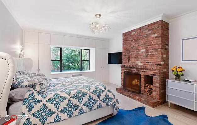 Sold by CORE | media 12