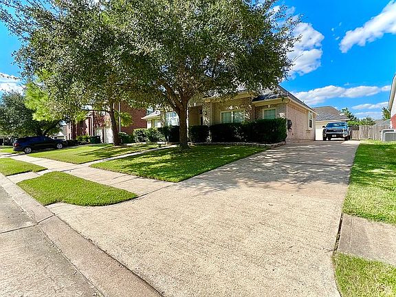 long private driveway