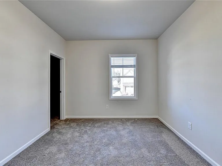 1622 Dover Creek Ln — Photo 48
