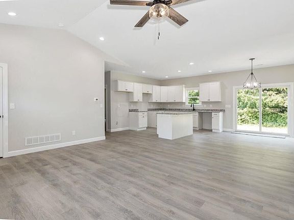 5th image of 956 Northbrook Ct