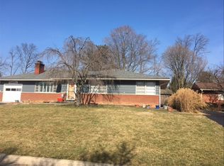 390 Ridgedale Dr N, Columbus, OH 43085