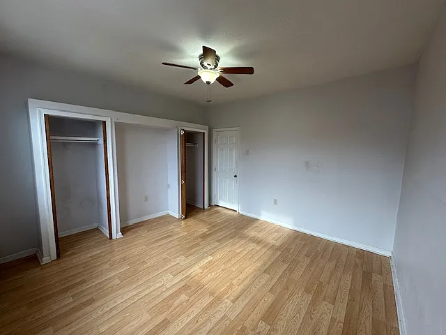 1217 W Tioga St #3 — Photo 2