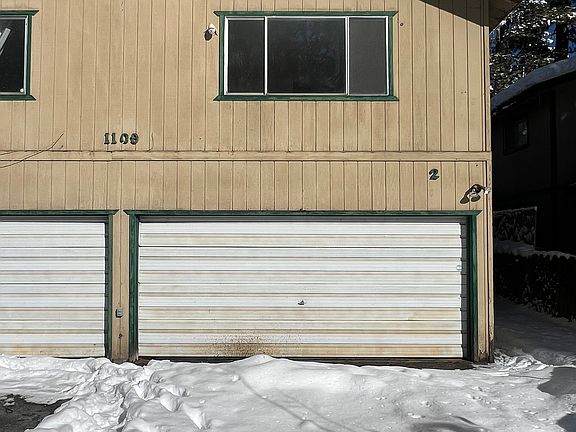 2nd image of 1109 Sierra Blvd Unit 2