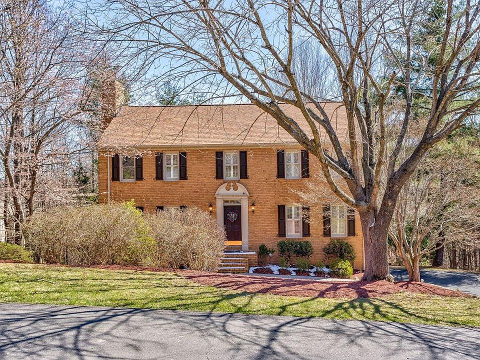 1st image of 5595 Westbriar Ct