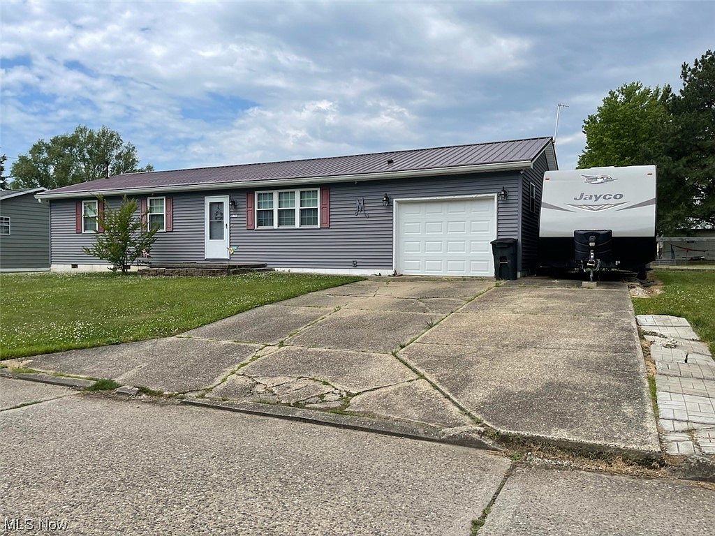 260 Wood St, Davisville, WV 26142 Zillow