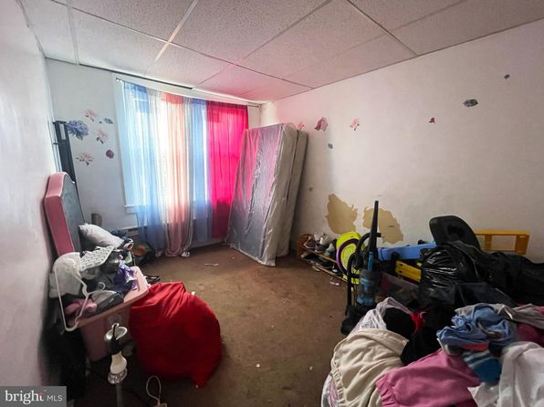 philadelphia-pennsylvania-2067578747 picture