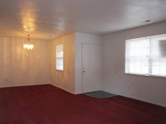 3rd image of 6185 Old College Dr #A