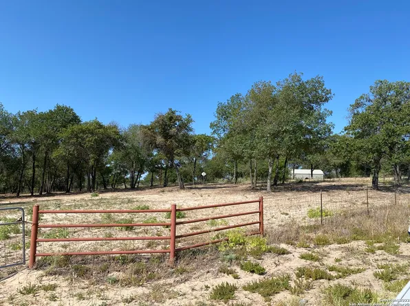 112 County Road 6862 LOT R6134, Natalia, TX 78059