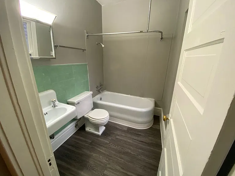 106 S Cedar St — Photo 19