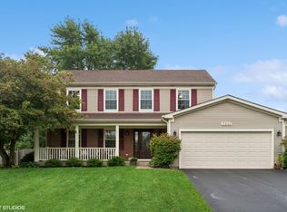 2645 Franklin Ct, Lindenhurst, IL 60046