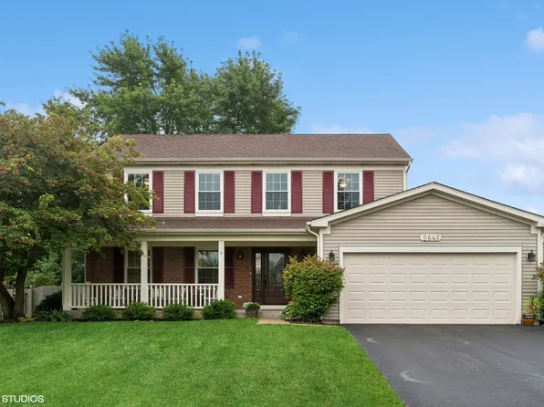 2645 Franklin Ct, Lindenhurst, IL 60046