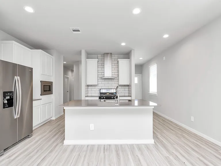 3020 Gunnersbury Dr — Photo 8