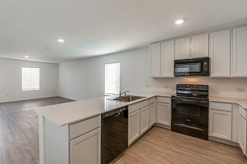 935 Sandhill Crane Ln Photo 1