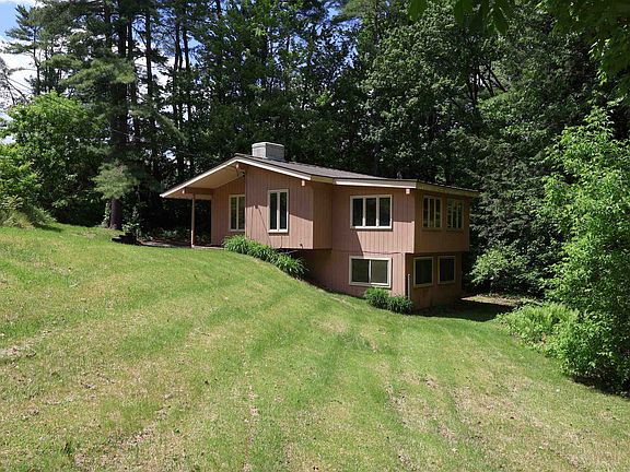 3rd image of 38 Marshall Avenue