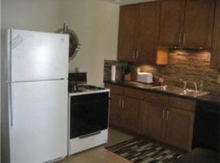 8212 Walnut St, Kansas City, MO 64114