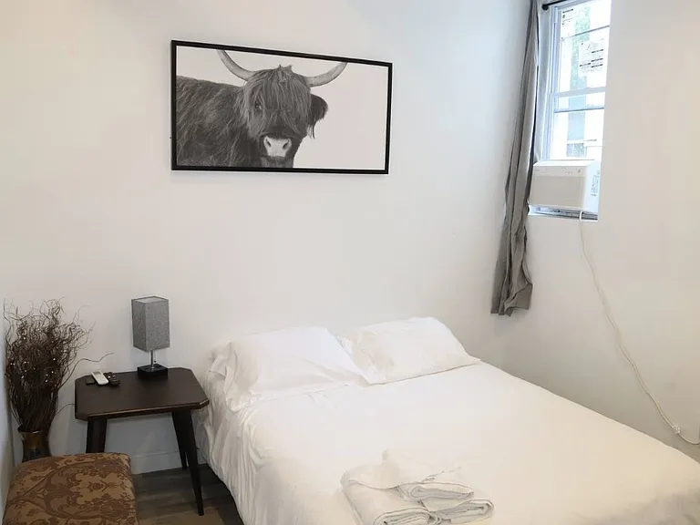 455 Pavonia Ave #1B — Photo 9