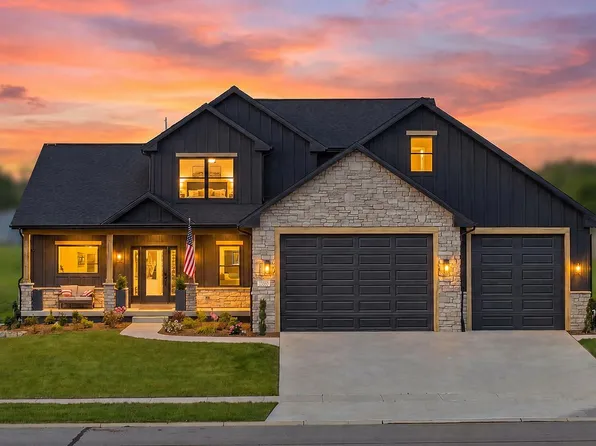 13523 Beach Pl, Cedar Lake, IN 46303