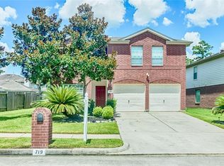719 Cypresswood Cv, Spring, TX 77373