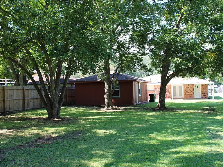 121 Mary Ln — Photo 16