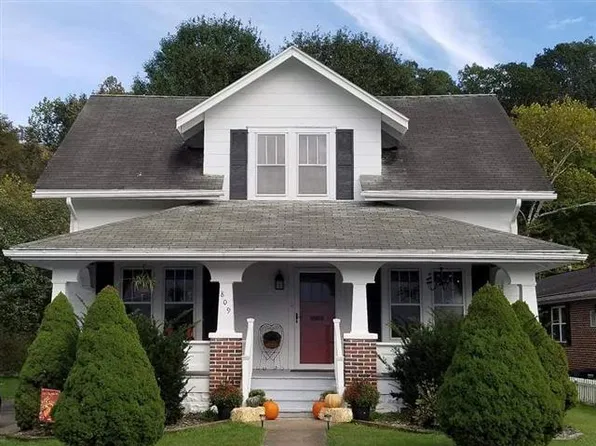 809 Jefferson St, Spencer, WV 25276